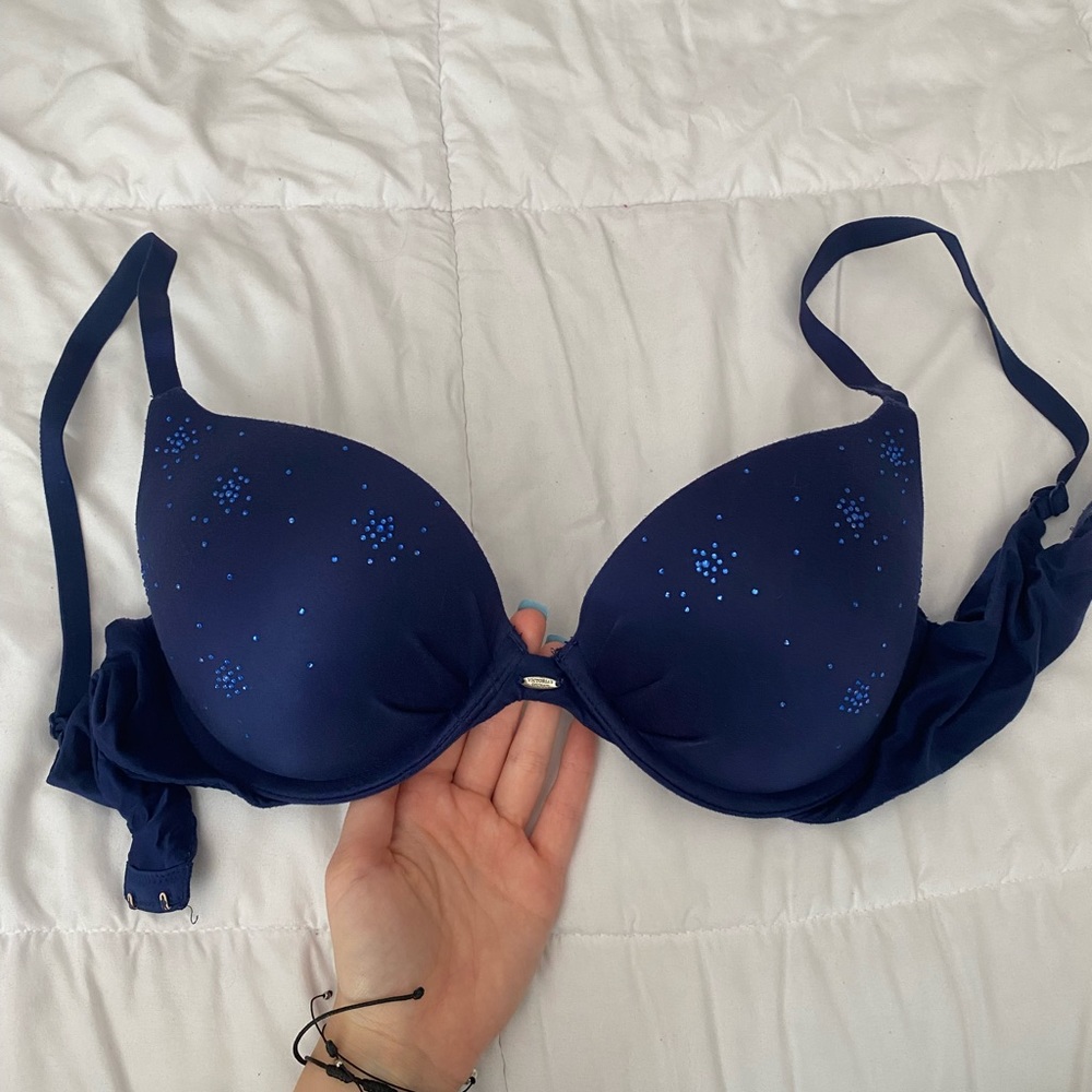 VICTORIA SECRET FABULOUS PLUNGE PUSH-UP BRA